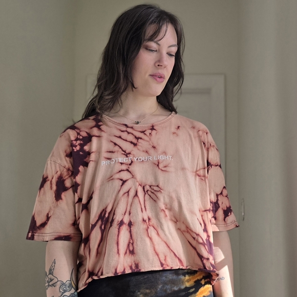 Tops - "Protect Your Light" Cropped Tee